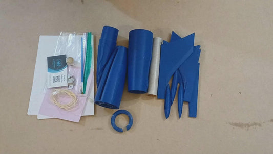 Starlance Model Rocket Kit: Retro Royal Design - Skill Level 3